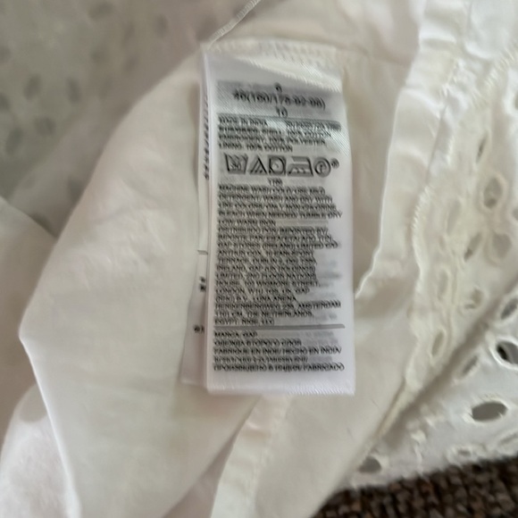 Gap Eyelet Sundress - Picture 11 of 14